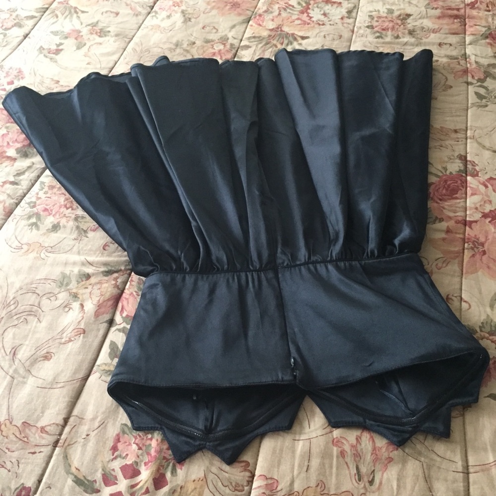 Nasty Gal keepsake satin strapless dress sz. 6 - Picture 3 of 8